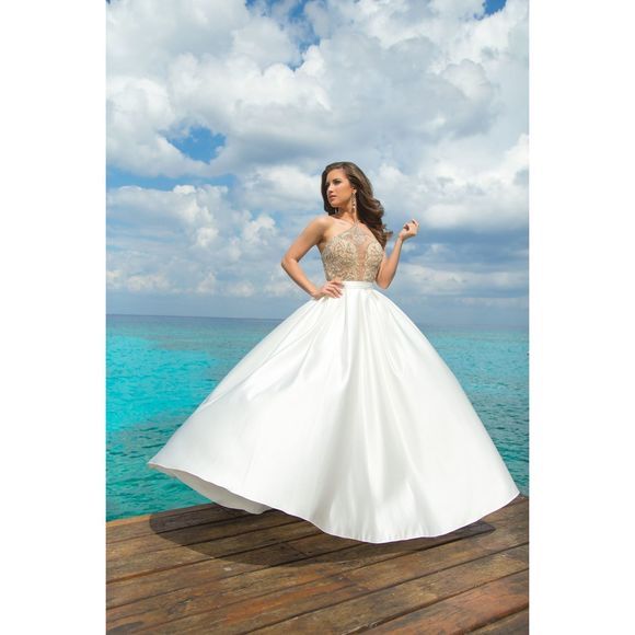 White Vienna Size 10 A-line dress - Picture 1 of 2